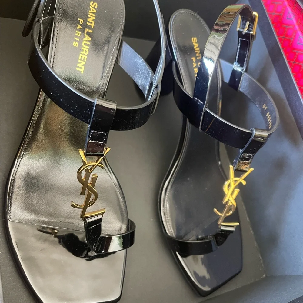 Saint Laurent Black Patent Leather Sandals with Gold YSL Logo Cassandra - Picture 2 of 10